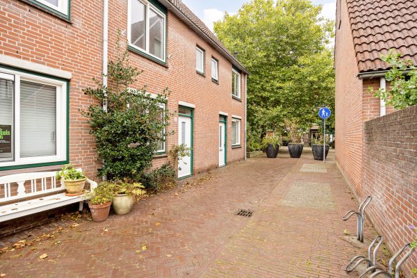 Leiden – Van der Lubbehof 2
